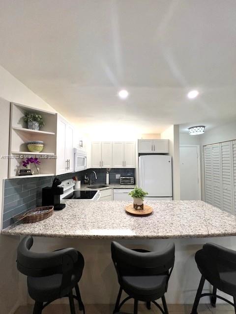 OCEAN VILLAS III CONDOMIN - Residential