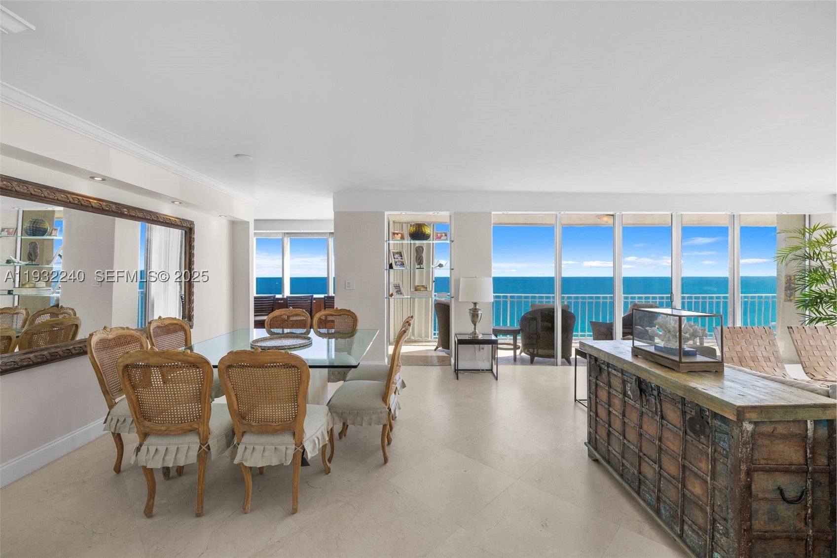 881 Ocean Dr 20A