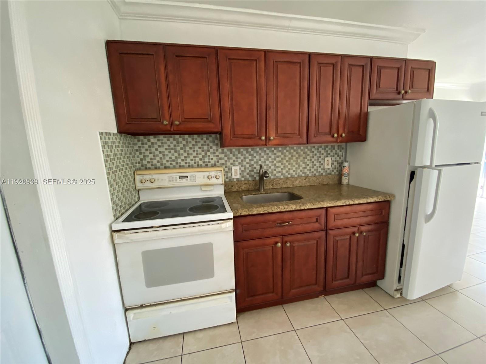 BEVERLY PARK - Residential Lease