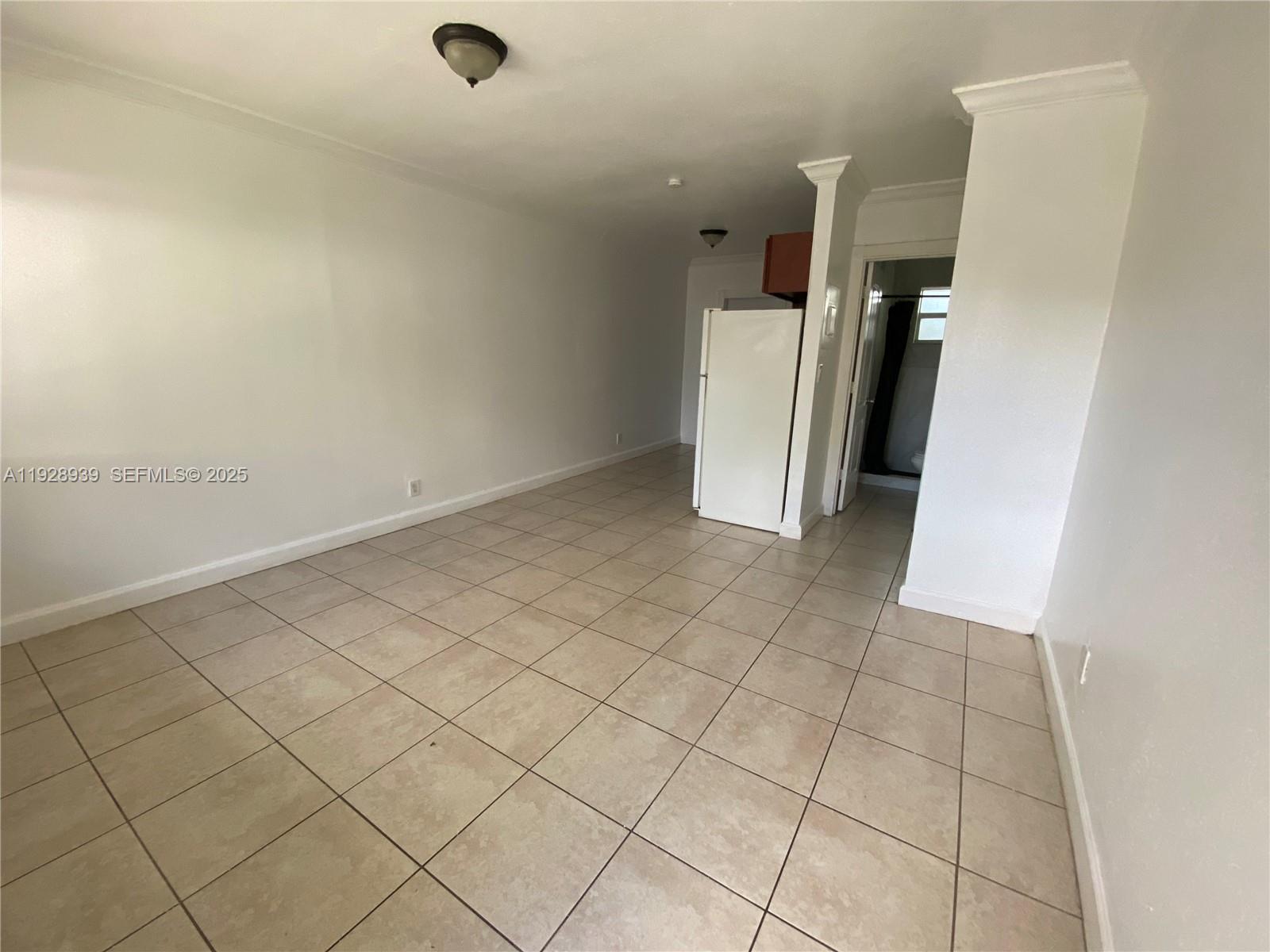 BEVERLY PARK - Residential Lease