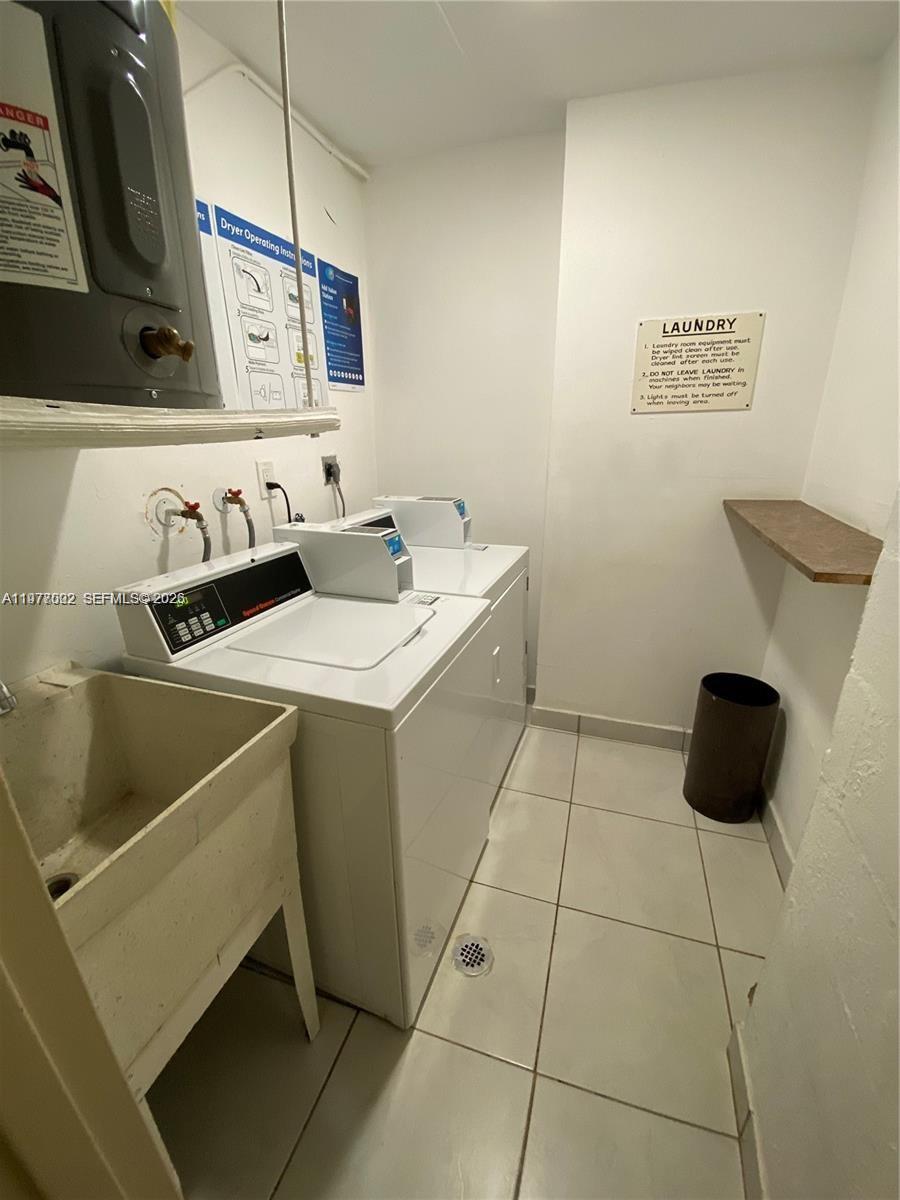 AVANT GARDE CONDO - Residential Lease