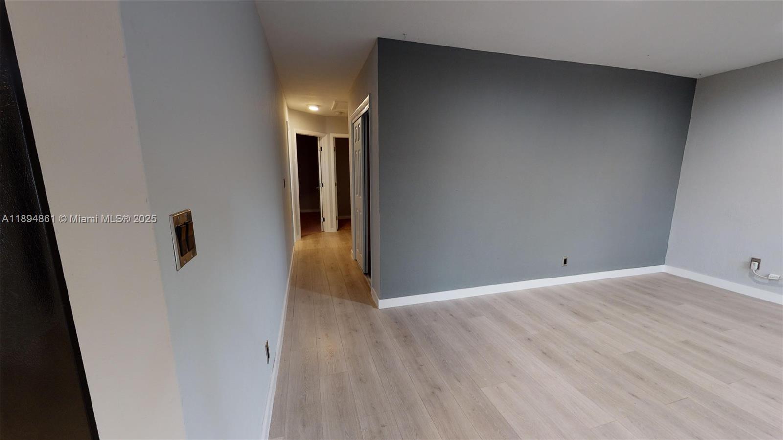 RIVER GARDENS - Residential Lease