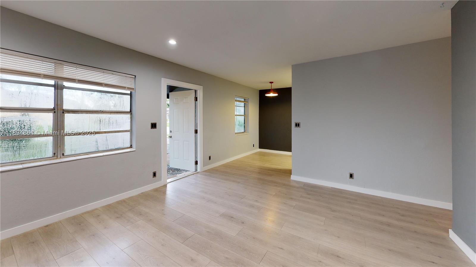 RIVER GARDENS - Residential Lease
