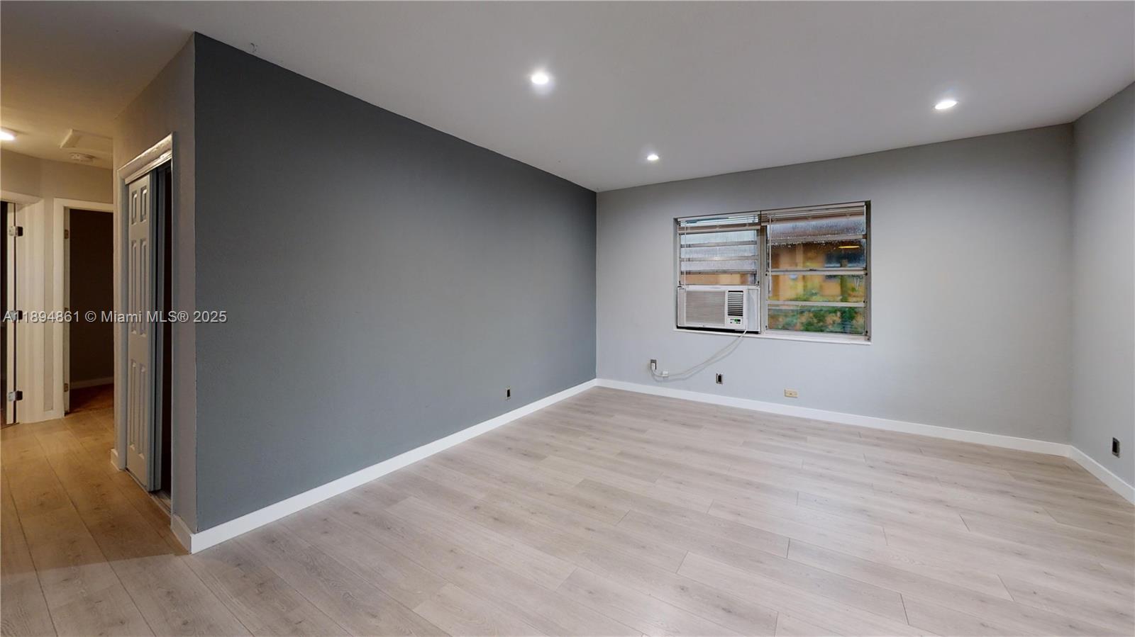 RIVER GARDENS - Residential Lease
