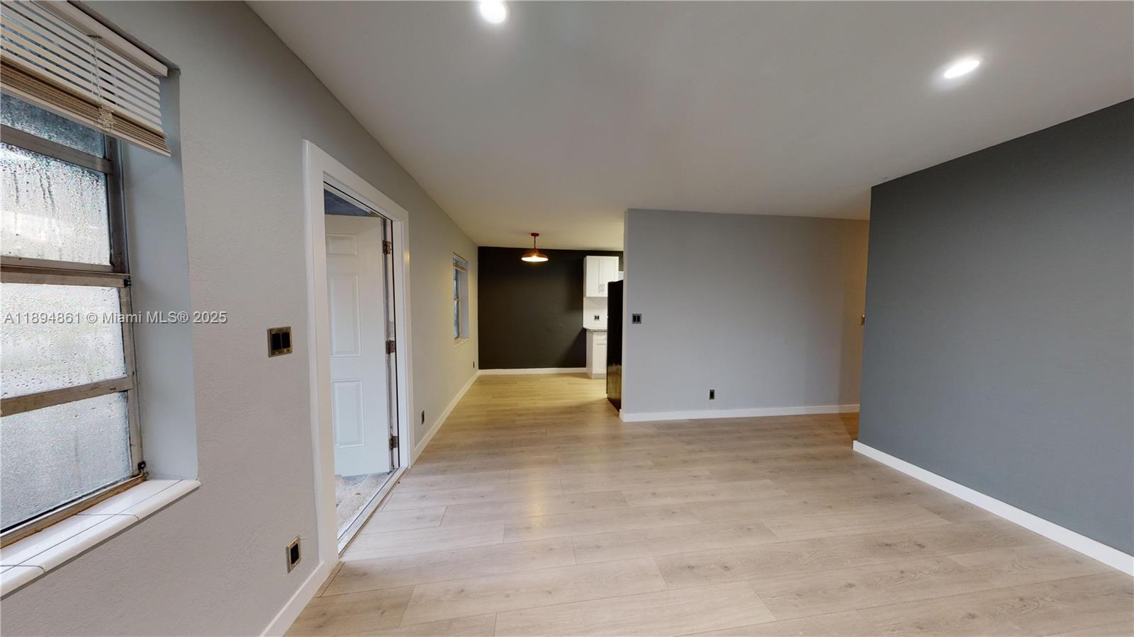 RIVER GARDENS - Residential Lease