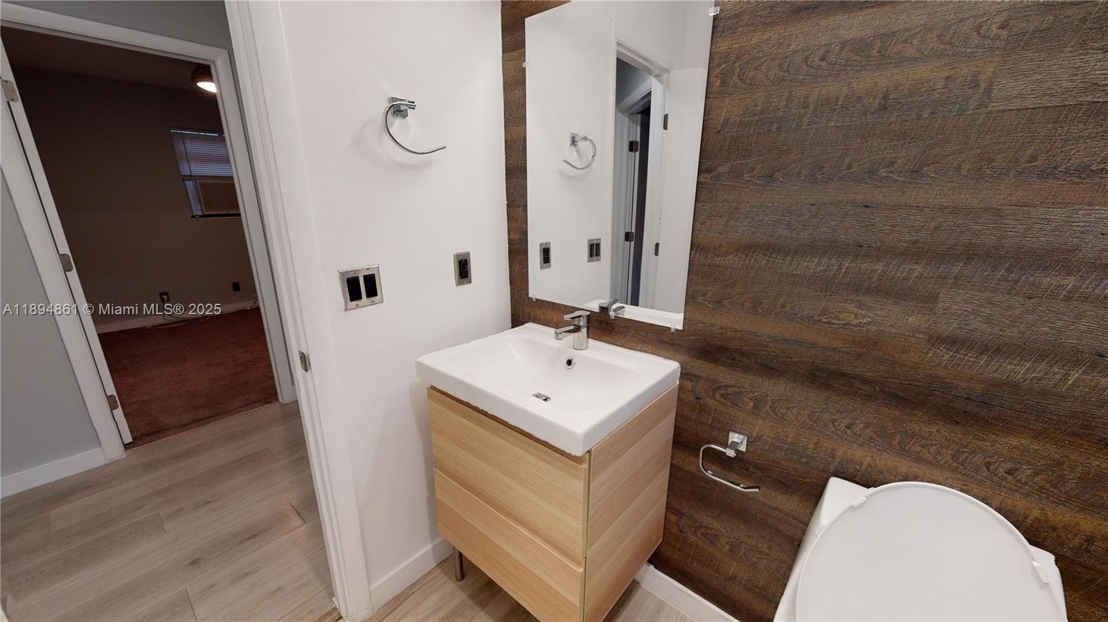 RIVER GARDENS - Residential Lease