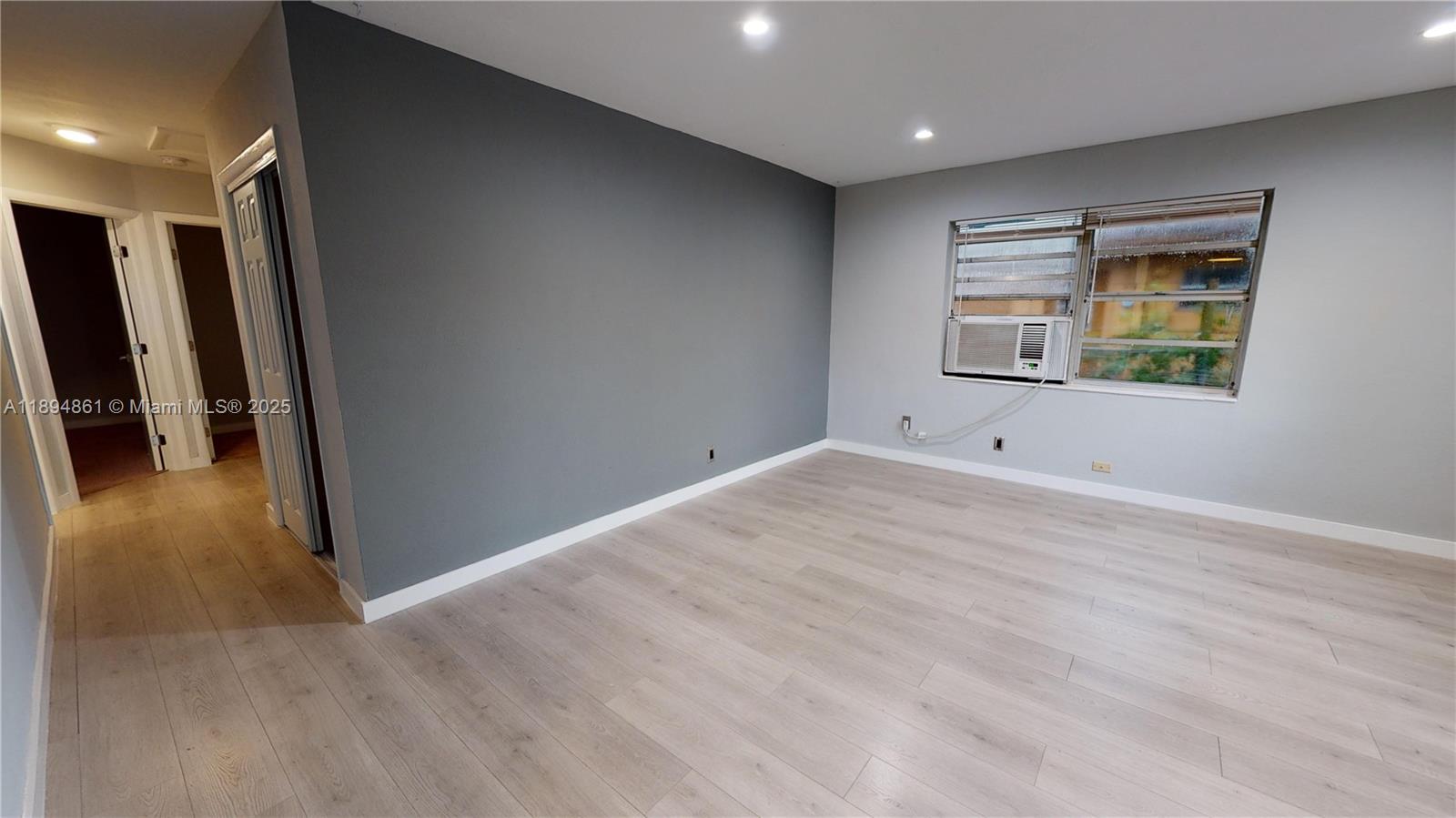 RIVER GARDENS - Residential Lease