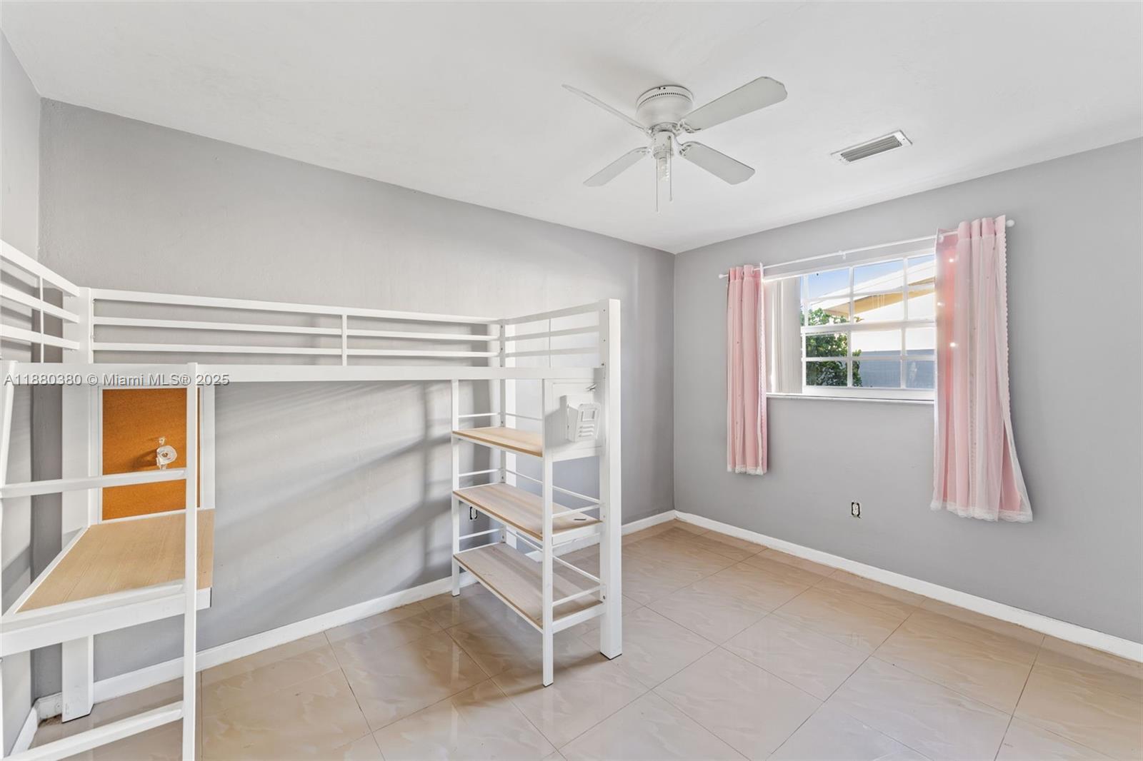 MIRAMAR SEC 13 - Residential