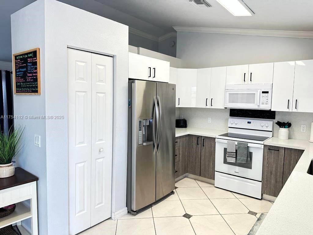 J R ASHTON SUBDIVISION - Residential