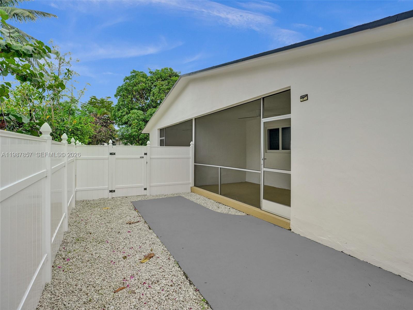 MARSHALLS SUB - Residential Lease