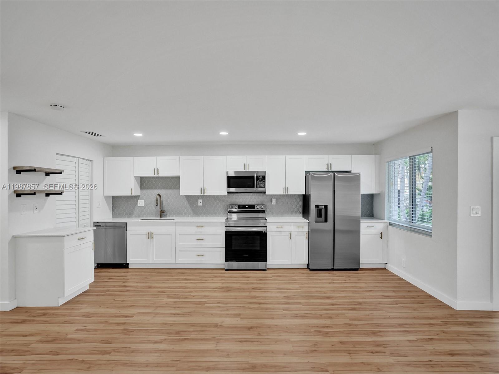 MARSHALLS SUB - Residential Lease