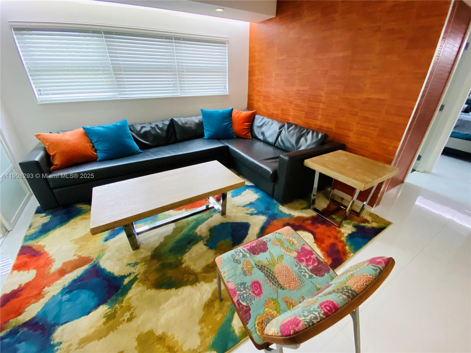 OCTAGON TOWERS I CONDO - Residential Lease