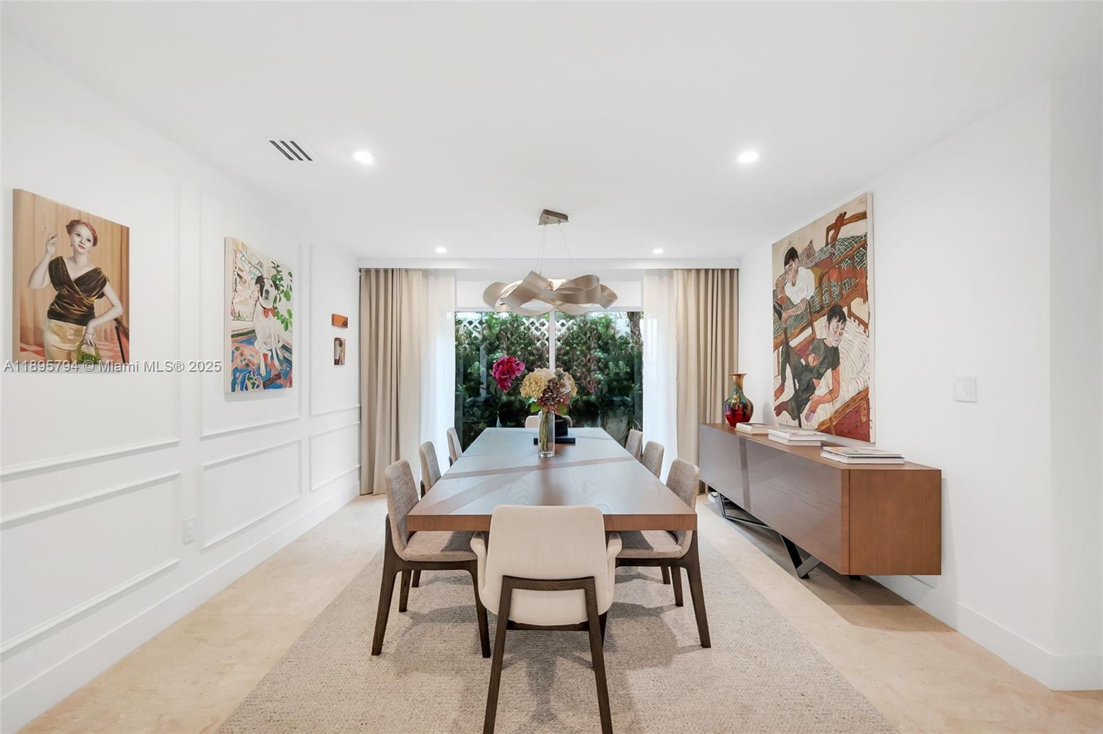 CRYSTAL BLUFF - Residential