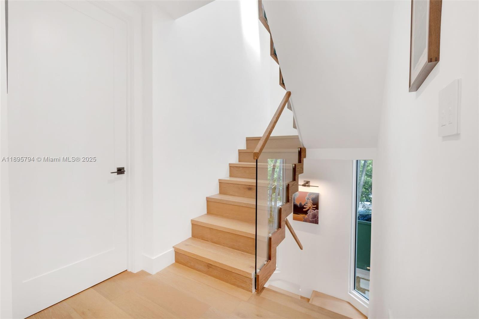 CRYSTAL BLUFF - Residential