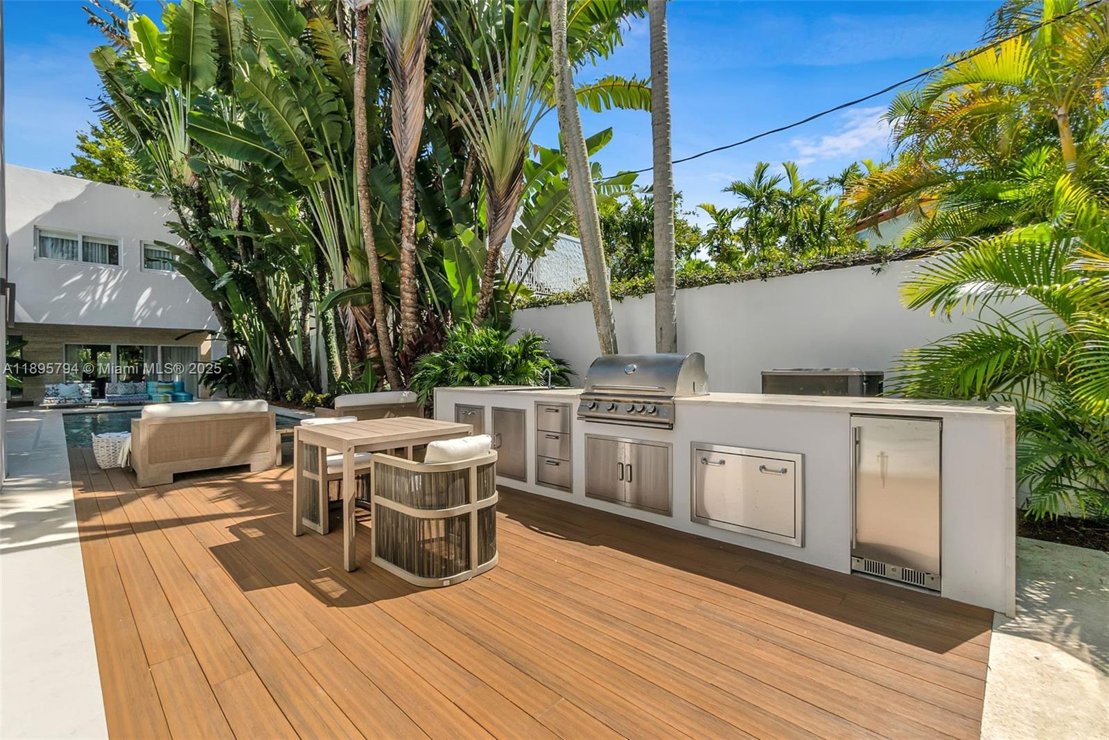 CRYSTAL BLUFF - Residential