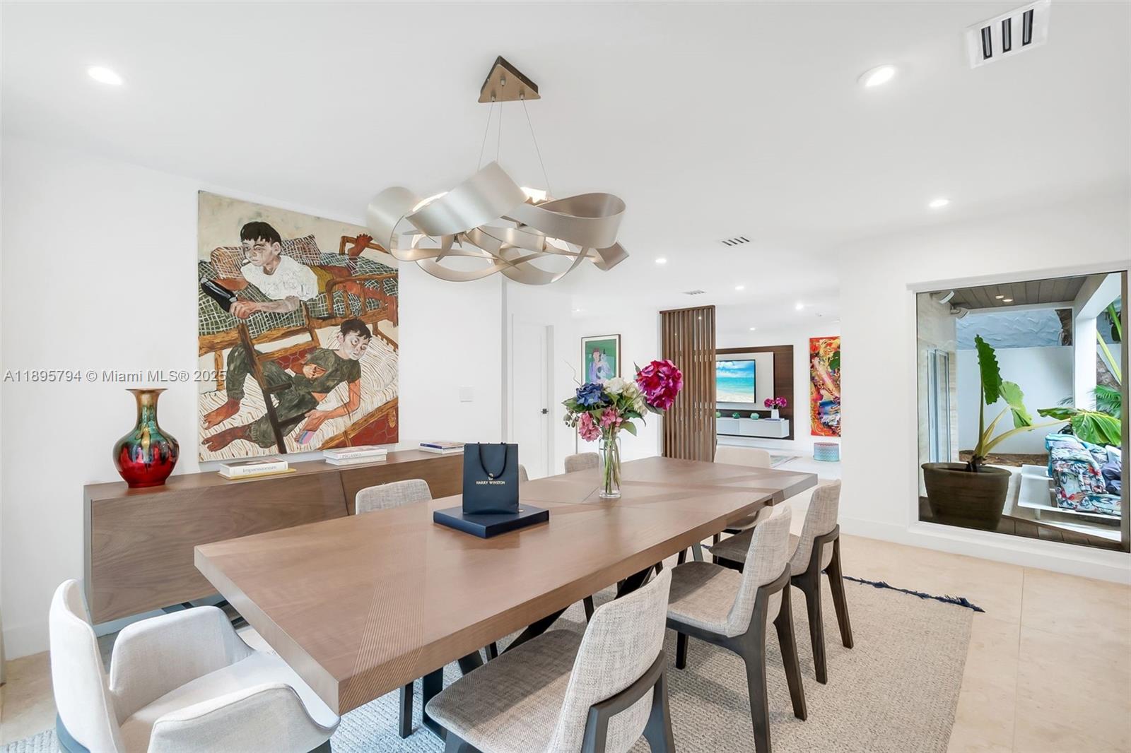 CRYSTAL BLUFF - Residential