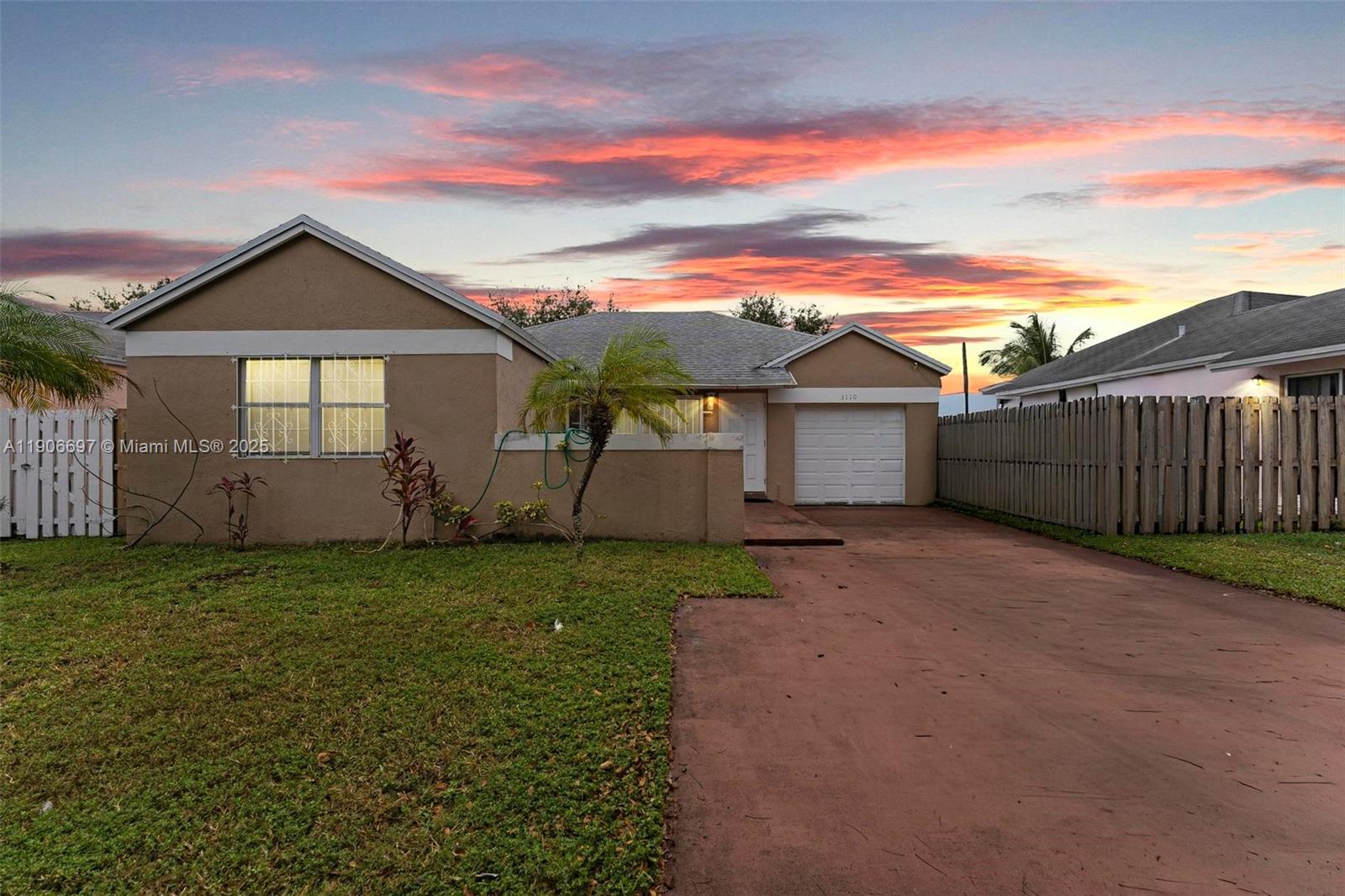 LESLIE LAKE NORTH - Residential