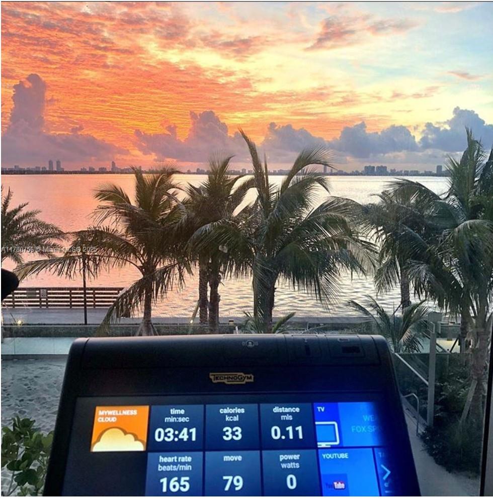 BISCAYNE BEACH CONDO - Residential