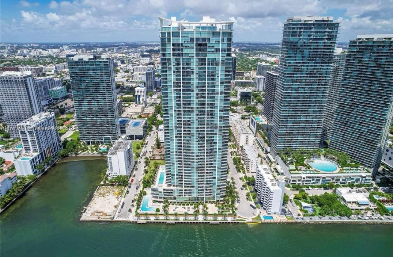 BISCAYNE BEACH CONDO - Residential