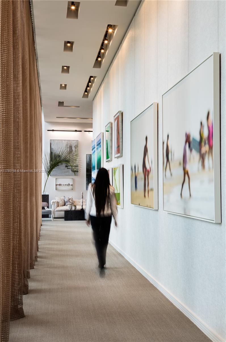 BISCAYNE BEACH CONDO - Residential