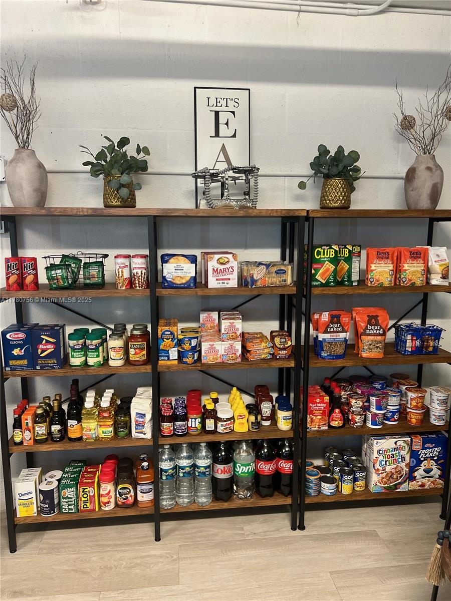 BISCAYNE BEACH CONDO - Residential