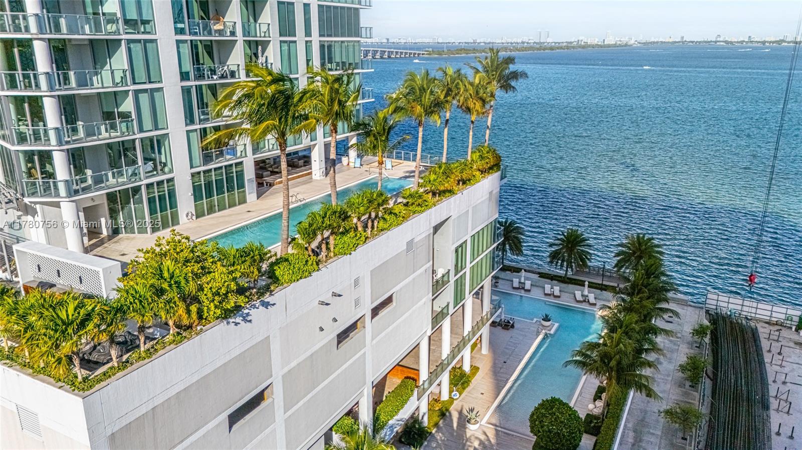 BISCAYNE BEACH CONDO - Residential