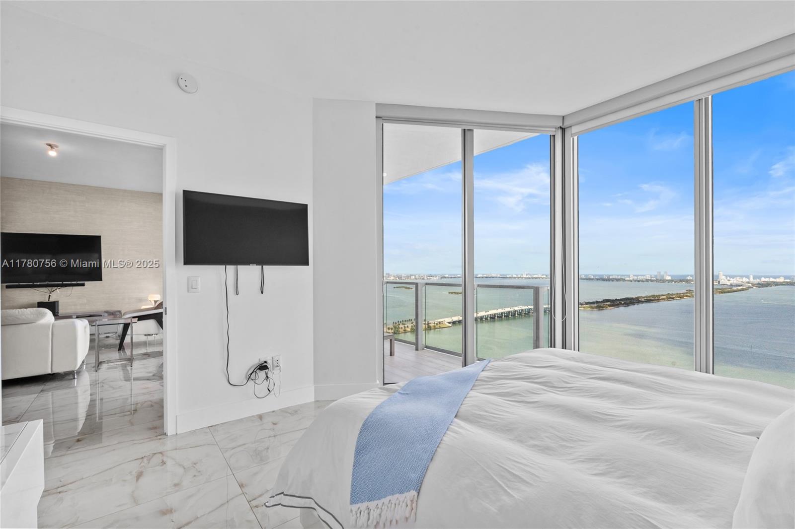 BISCAYNE BEACH CONDO - Residential
