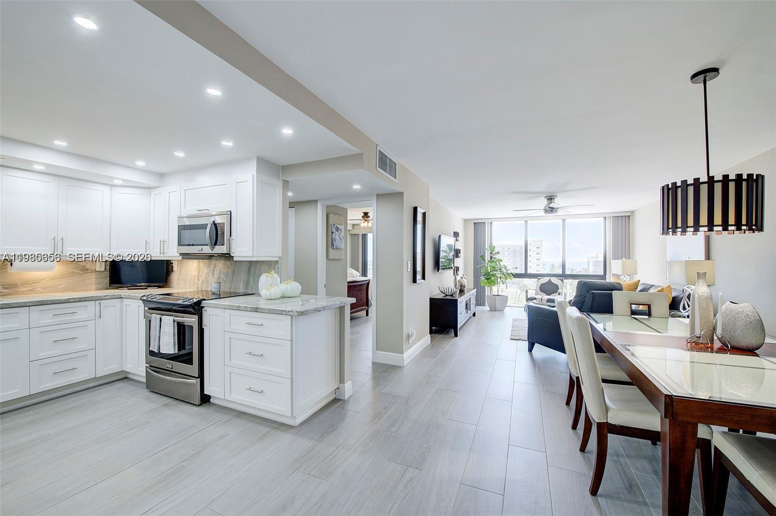 ALLINGTON TOWERS CONDO - Residential