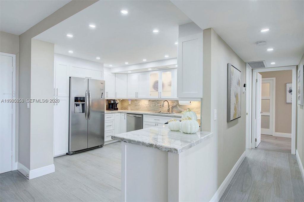 Photo of 1600 S Ocean Dr #6H, Hollywood, FL 33019 (MLS # A11985356)