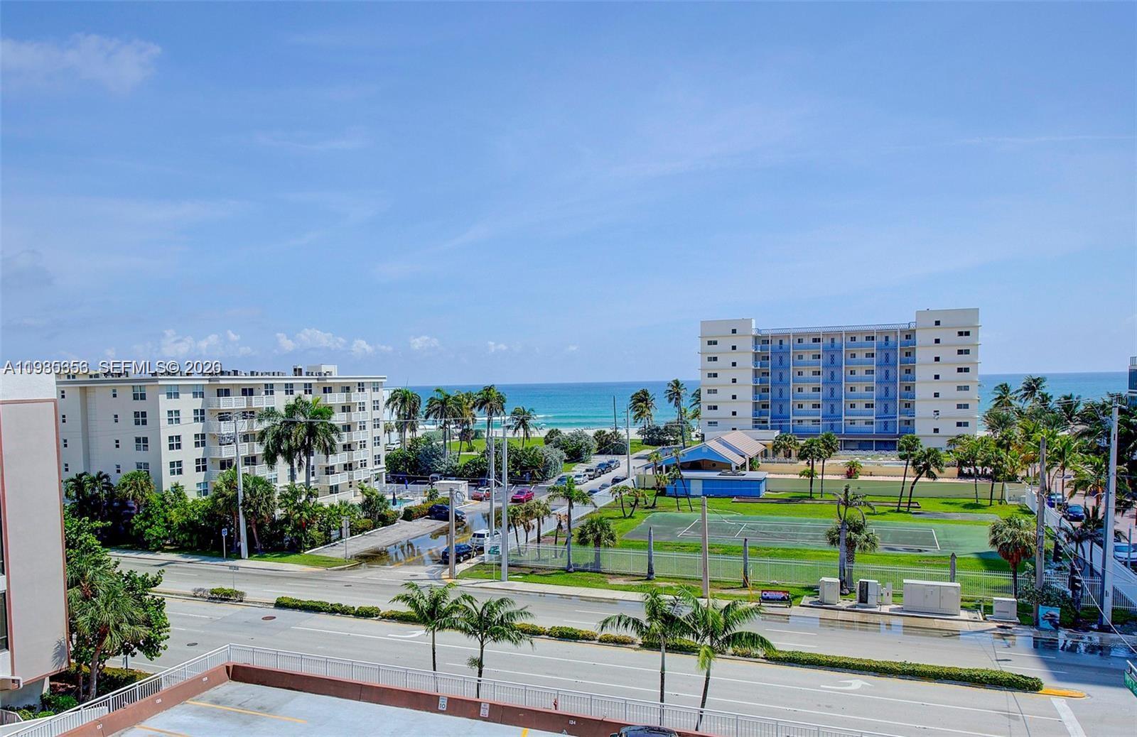 ALLINGTON TOWERS CONDO - Residential