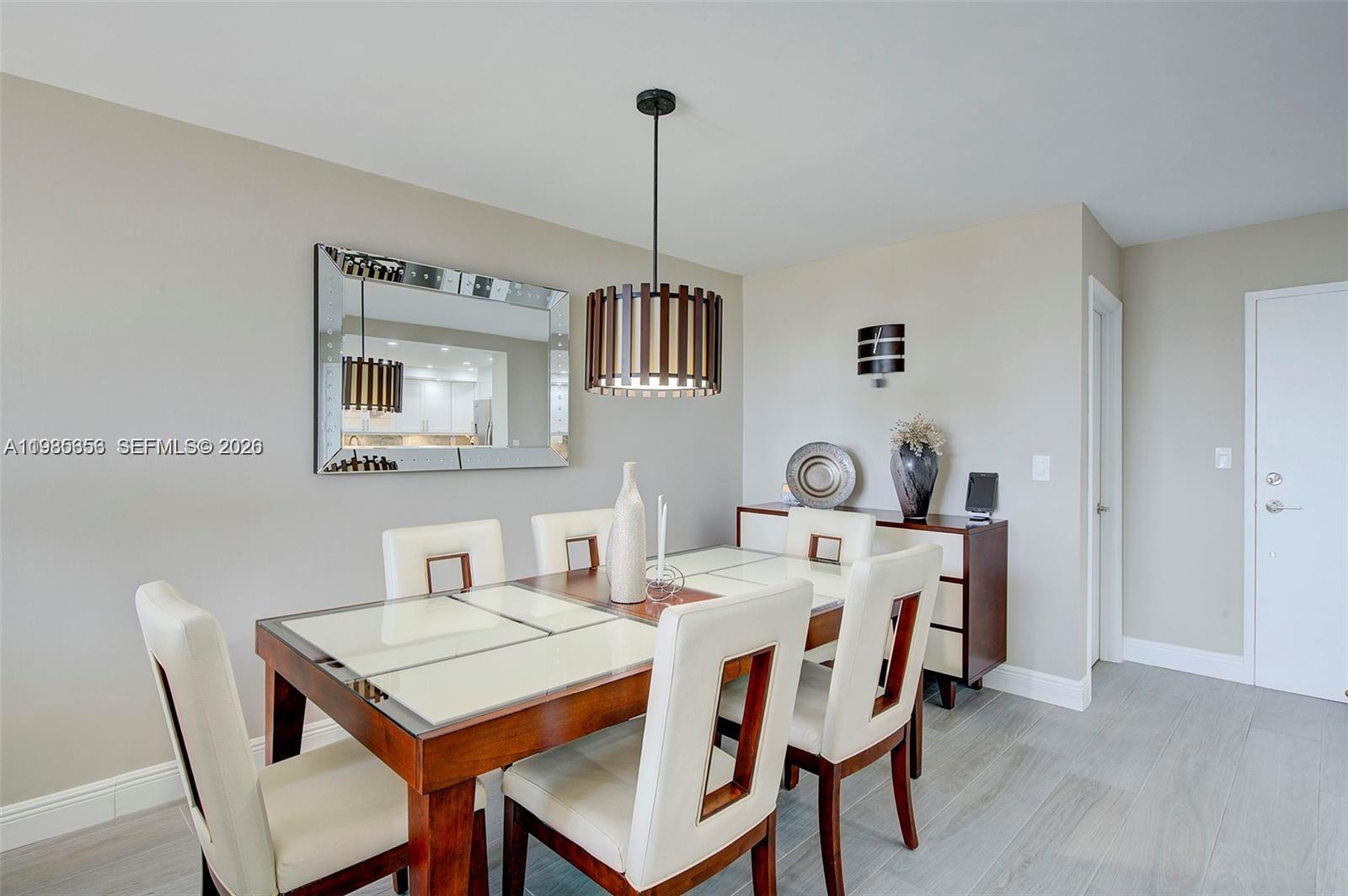 ALLINGTON TOWERS CONDO - Residential