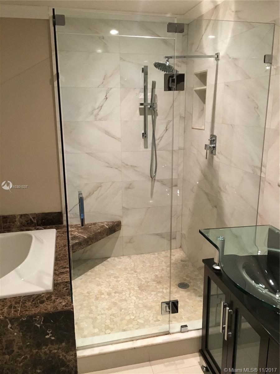 COSTA DEL SOL CONDO #4 - Residential Lease