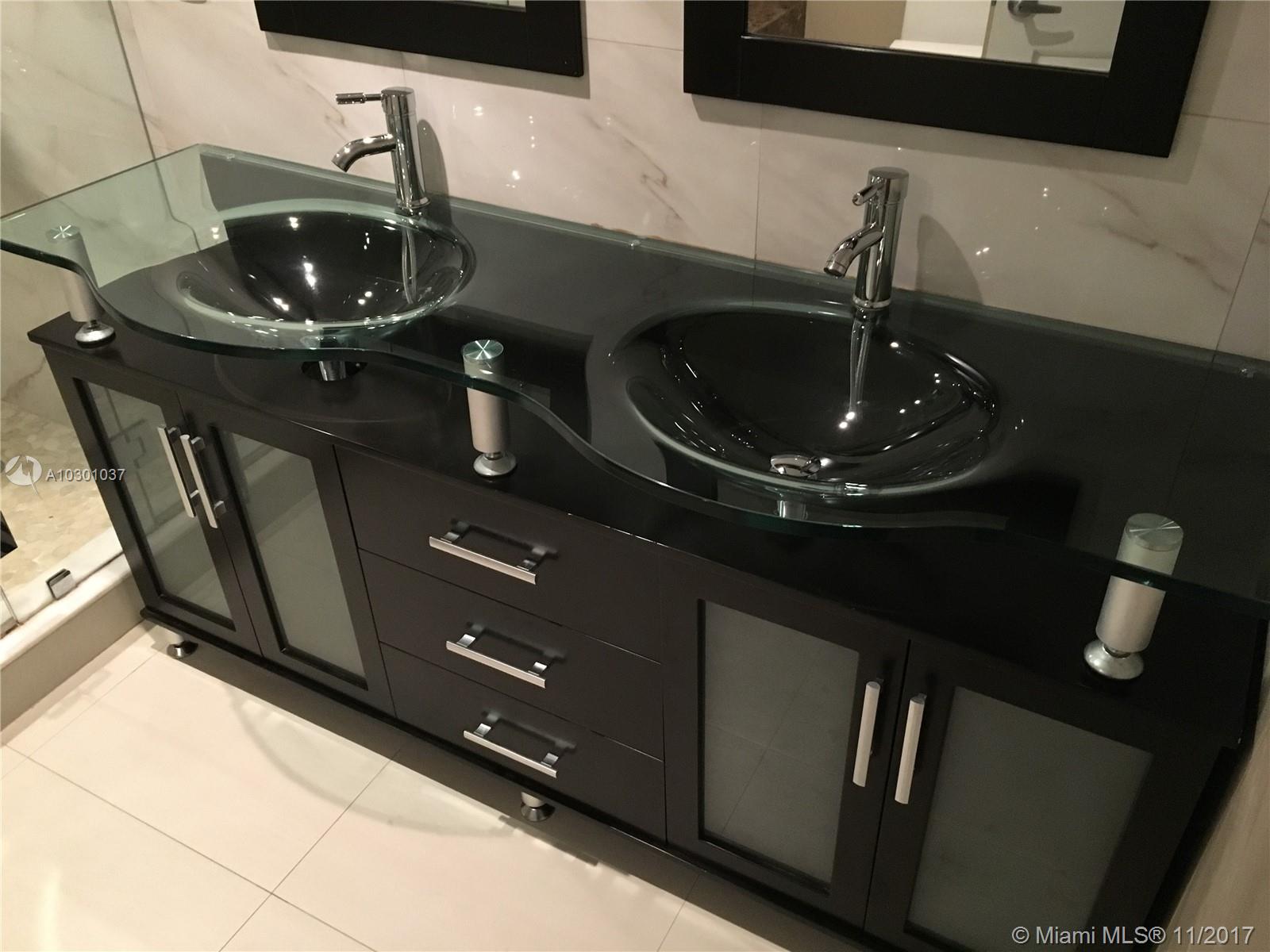 COSTA DEL SOL CONDO #4 - Residential Lease