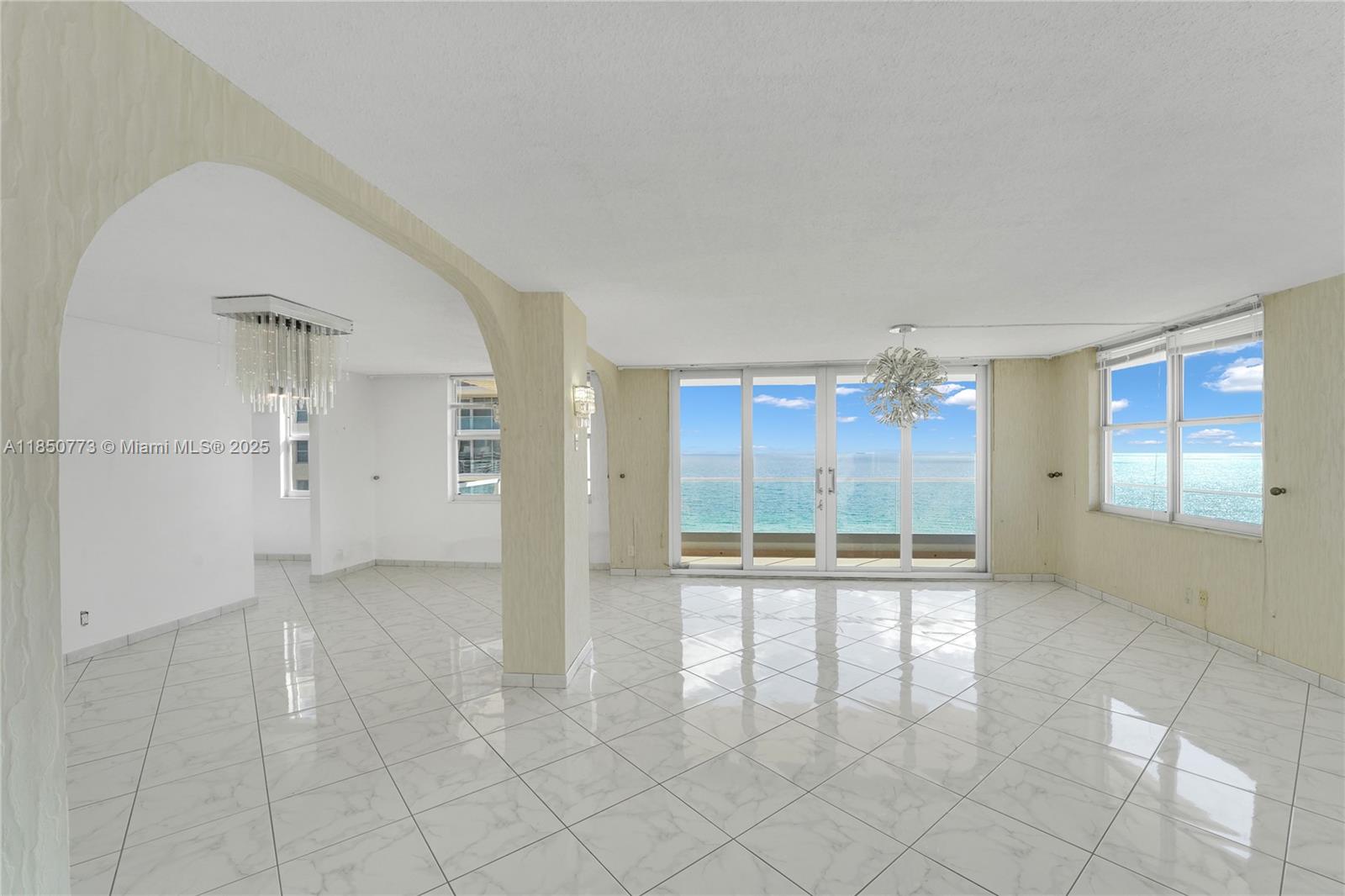 MALAGA TOWERS CONDO - Residential