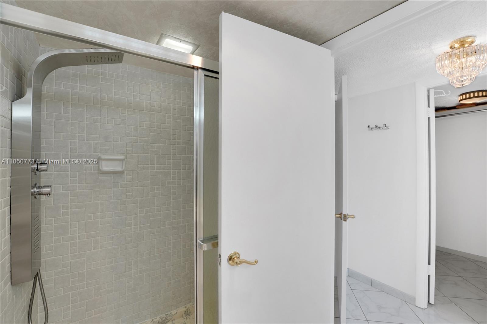 MALAGA TOWERS CONDO - Residential