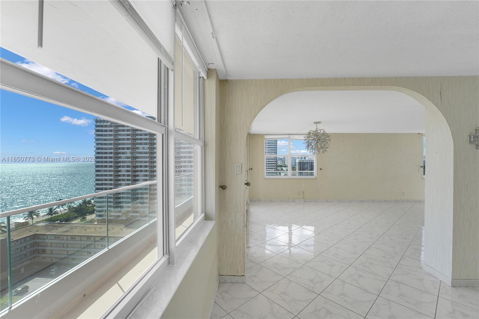MALAGA TOWERS CONDO - Residential