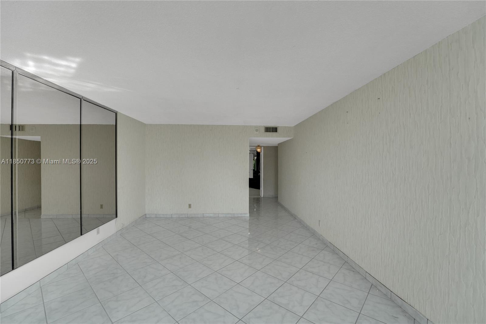 MALAGA TOWERS CONDO - Residential