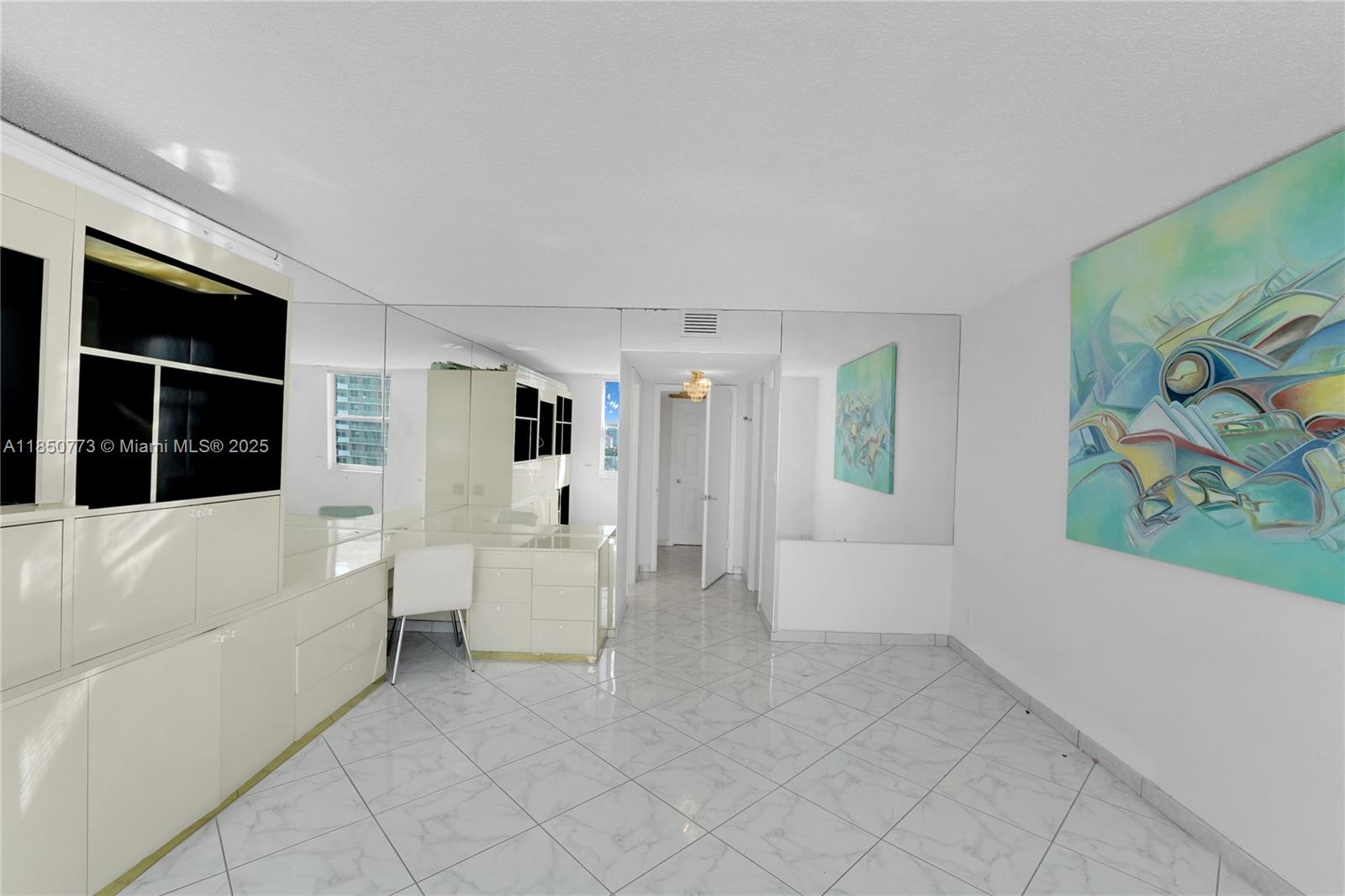 MALAGA TOWERS CONDO - Residential