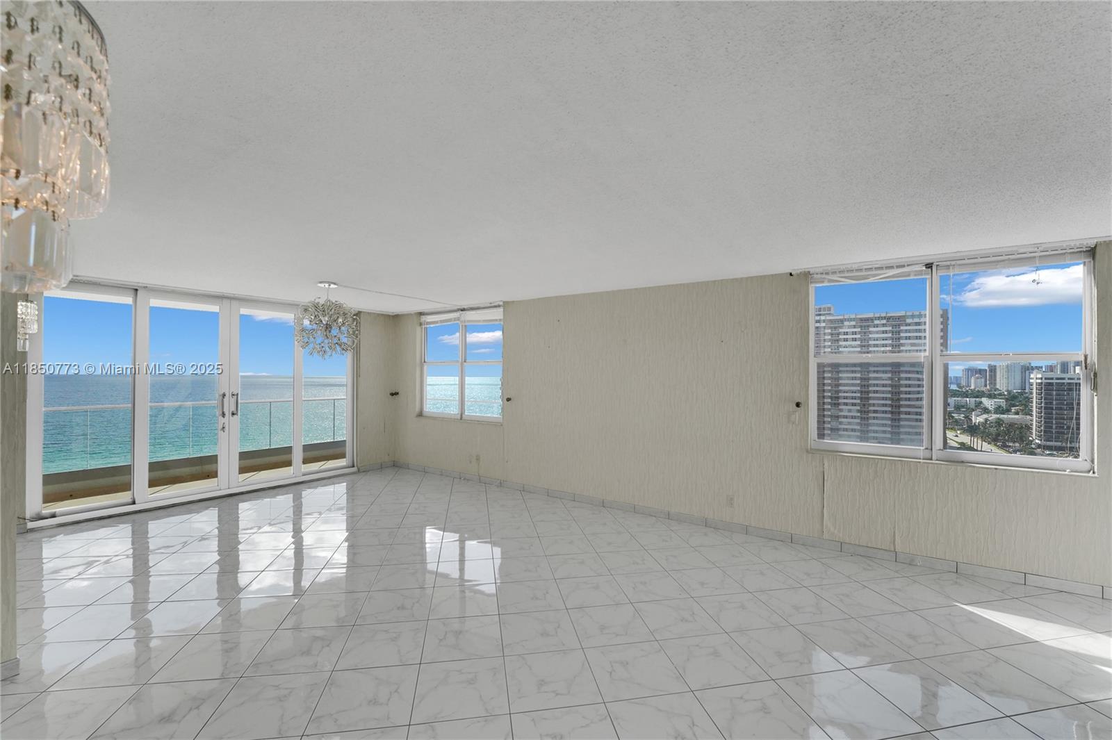 MALAGA TOWERS CONDO - Residential