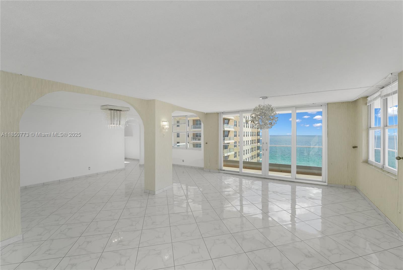 MALAGA TOWERS CONDO - Residential