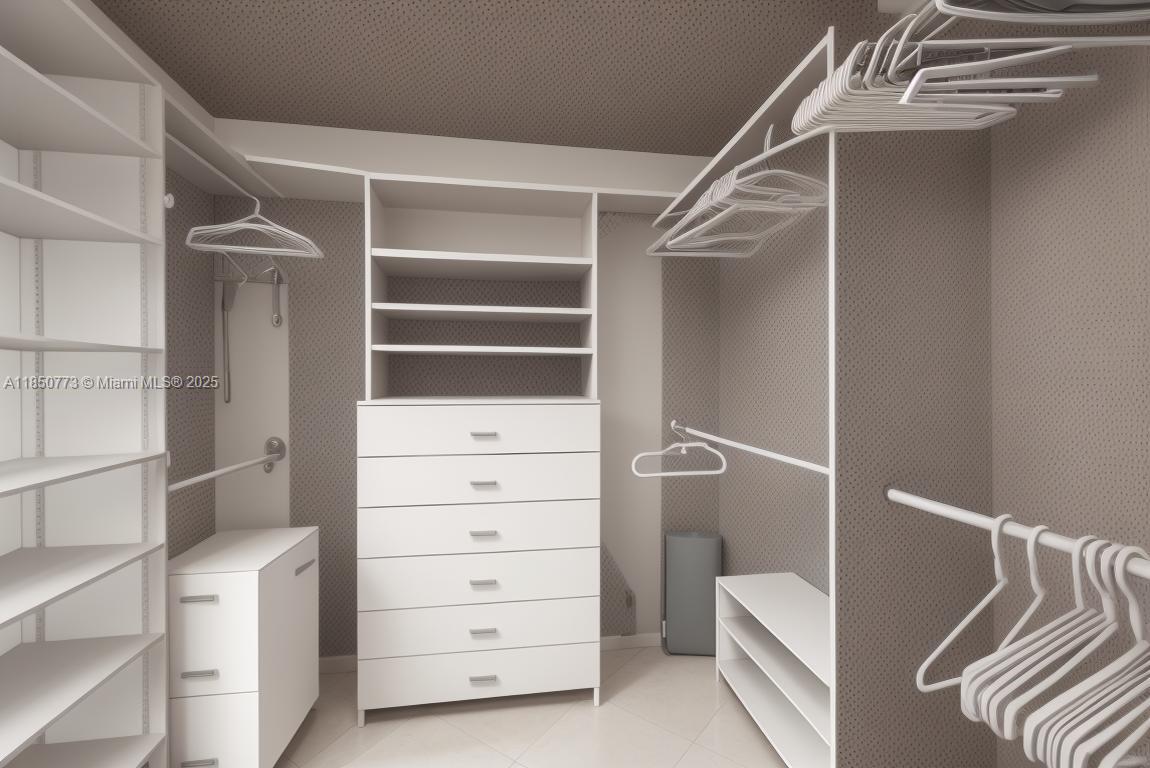 MALAGA TOWERS CONDO - Residential