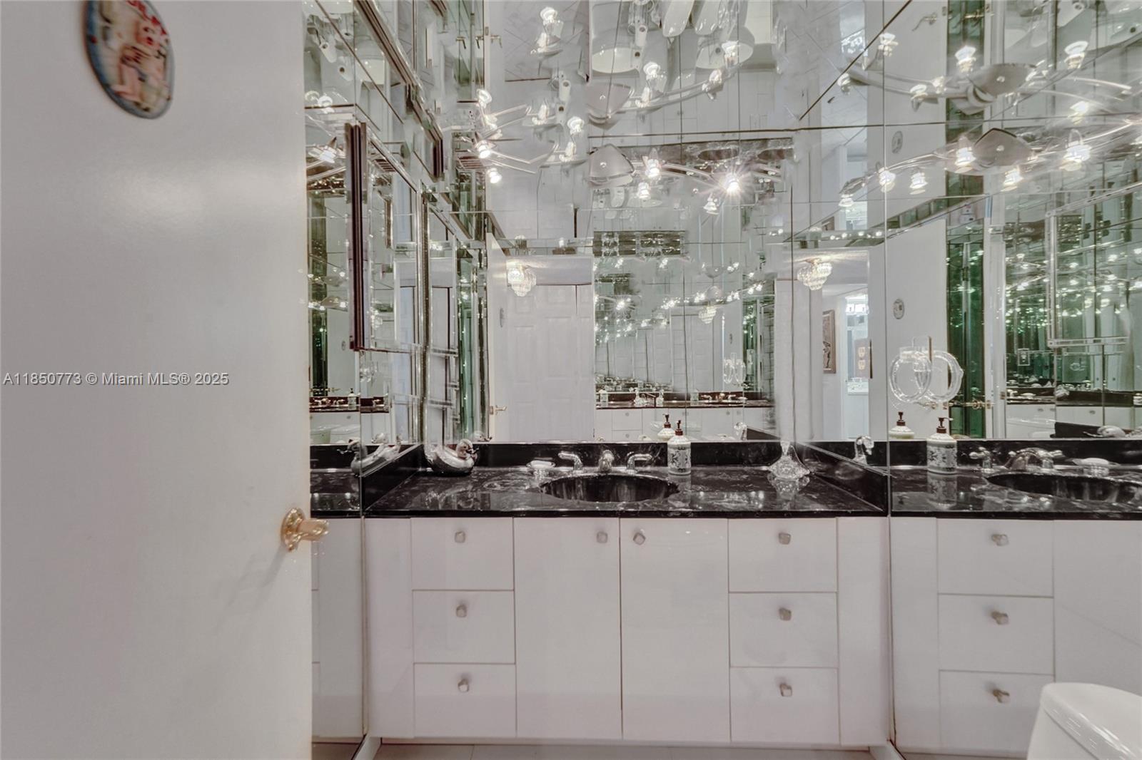 MALAGA TOWERS CONDO - Residential