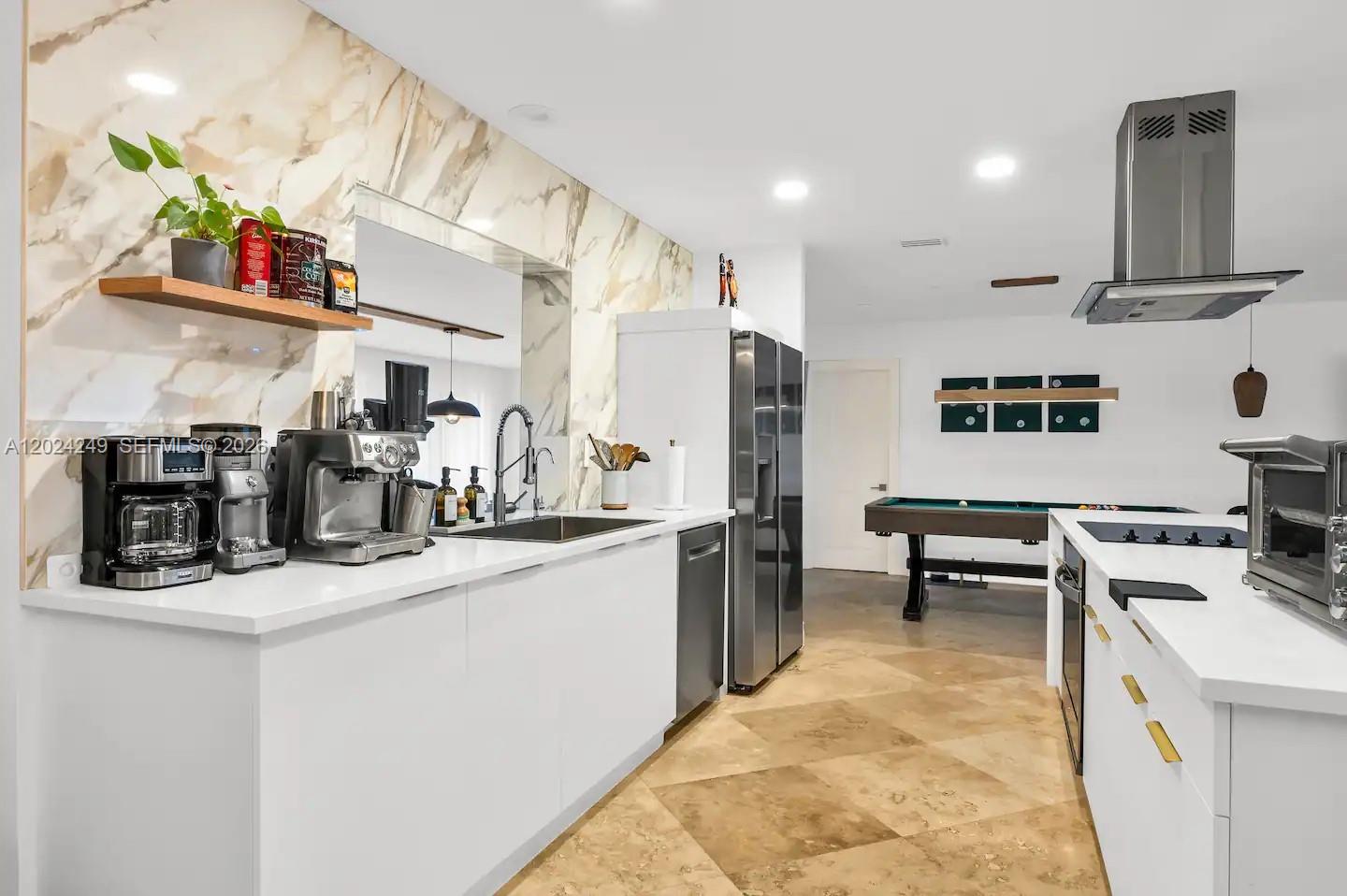 CORAL RIDGE ISLES - Residential