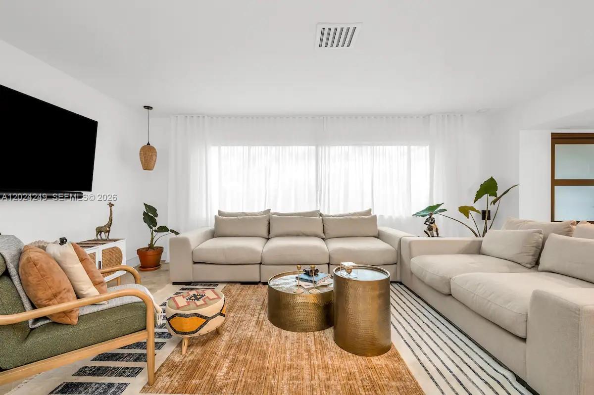CORAL RIDGE ISLES - Residential