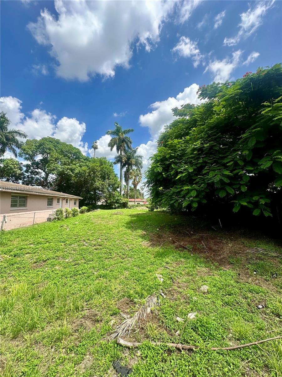 Prime development opportunity in the heart of Miami! This 6,350 sq. ft. lot offers endless potential for new construction in a highly desirable neighborhood. Centrally located just minutes from Miami International Airport, Downtown, Wynwood, and Miami Beach, this property provides quick access to major highways, dining, shopping, and entertainment. Surrounded by new construction and renovated homes, the area continues to grow in value and popularity. Whether you’re a developer, investor, or end user, this lot is a perfect canvas to build your dream project. Don’t miss out on one of the last available parcels in this rapidly developing community.