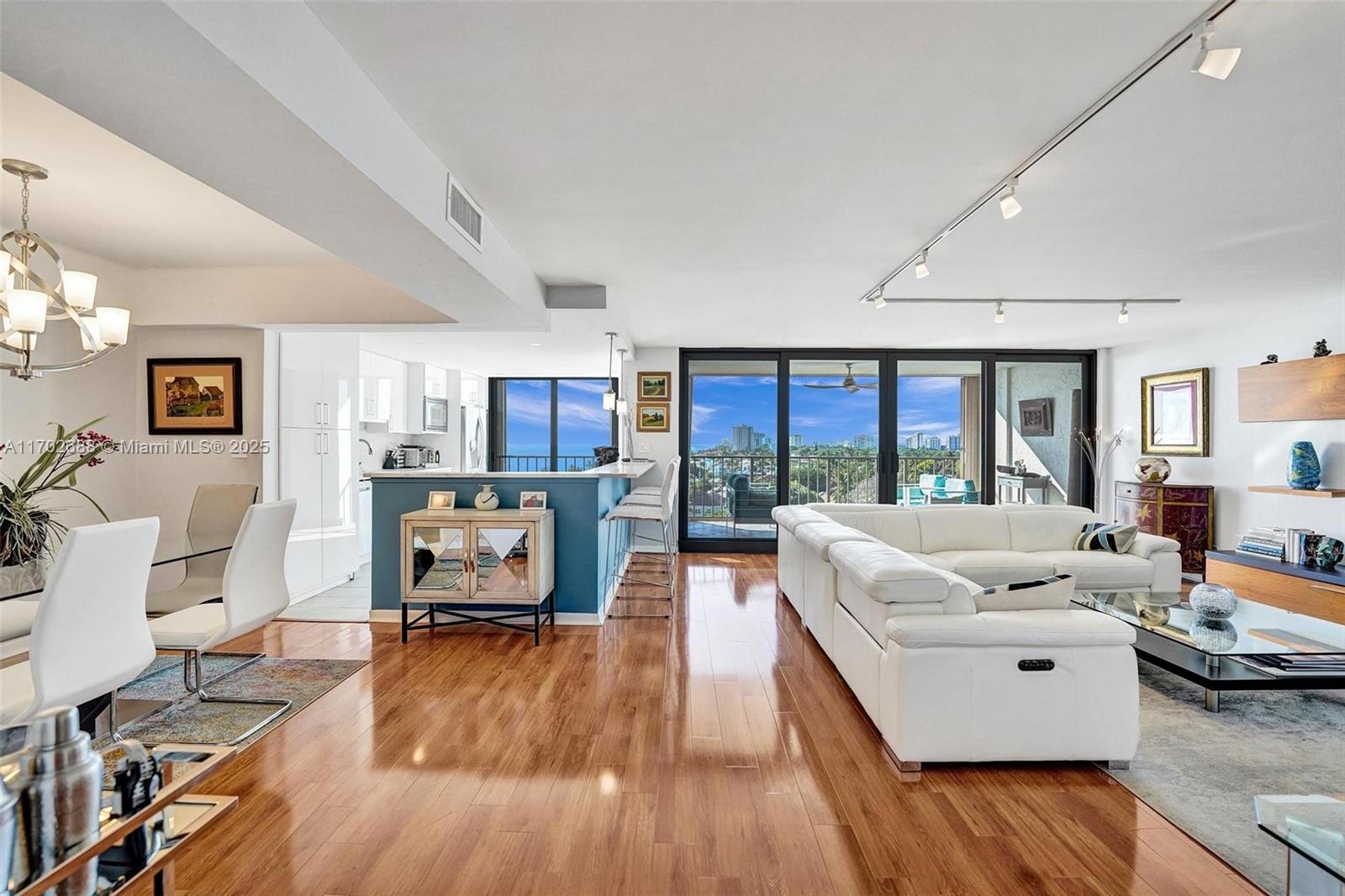1901 N Ocean Blvd 8B