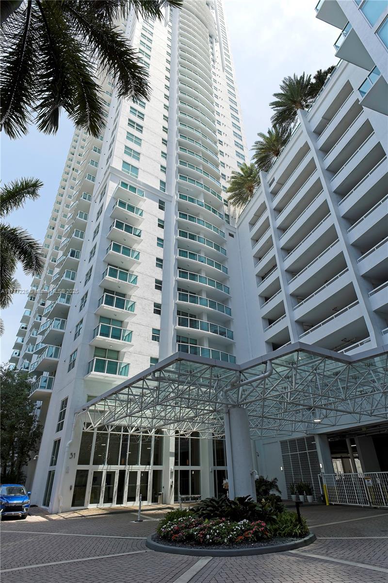 Rental Property at 31 Se 5th St 1203, Miami, Broward County, Florida - Bedrooms: 1 
Bathrooms: 1  - $3,400 MO.