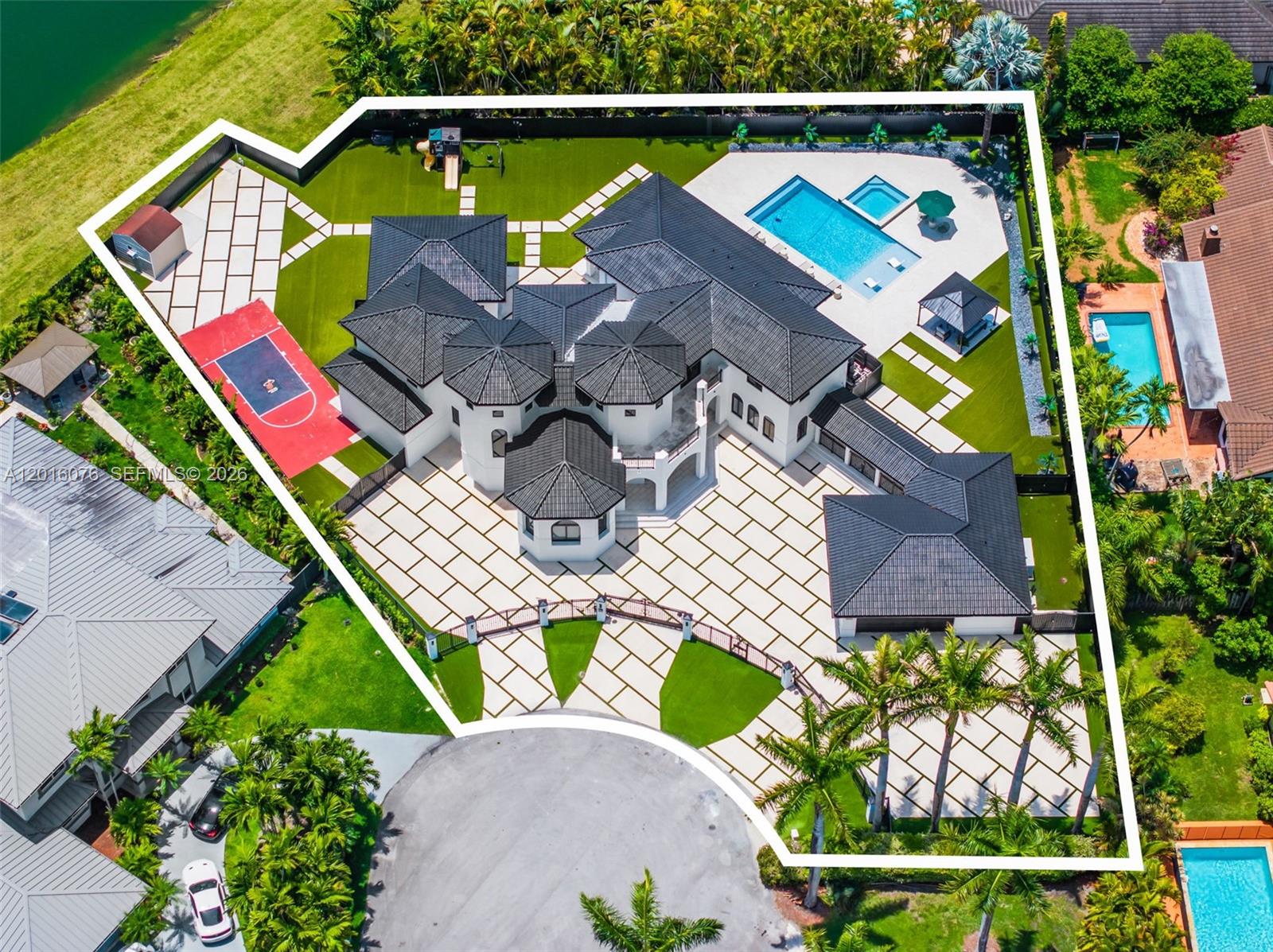 ARENAL SUB - Residential