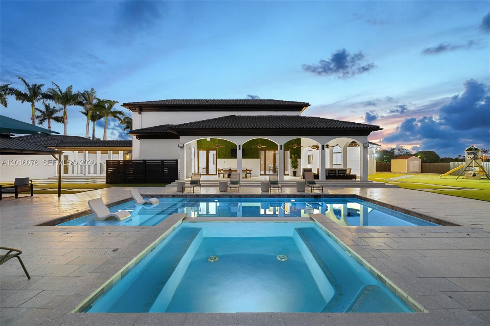 ARENAL SUB - Residential