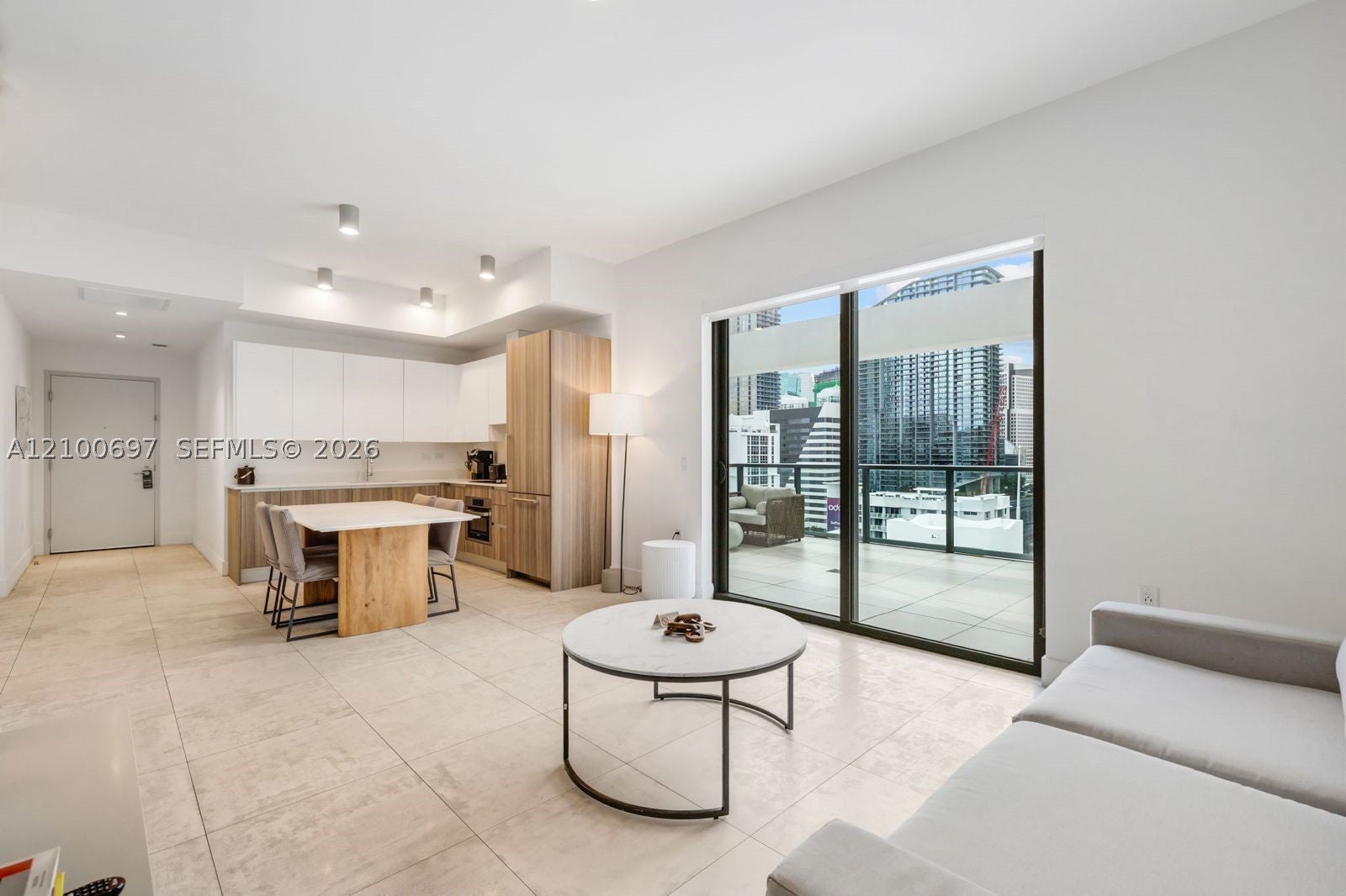 239 SW 9th St 1801